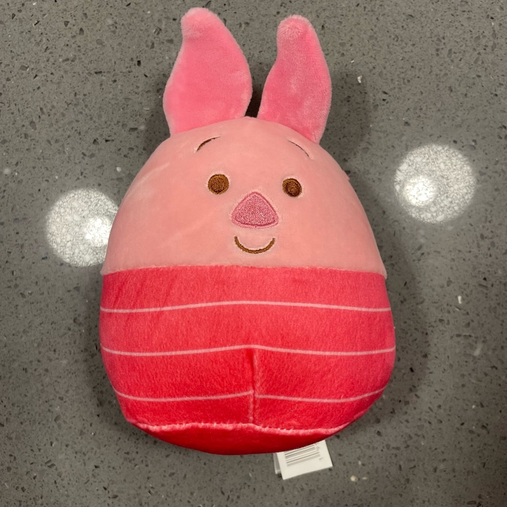 Squishmallow Piglet
